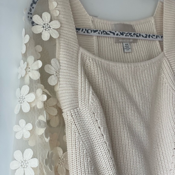 Cream Knit Sweater with Floral Sleeves - Picture 2 of 2